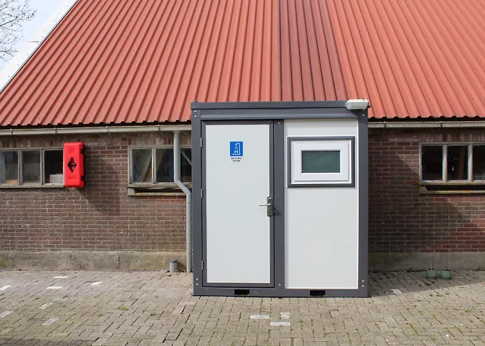 Camping Pod Lyts Dekema 1